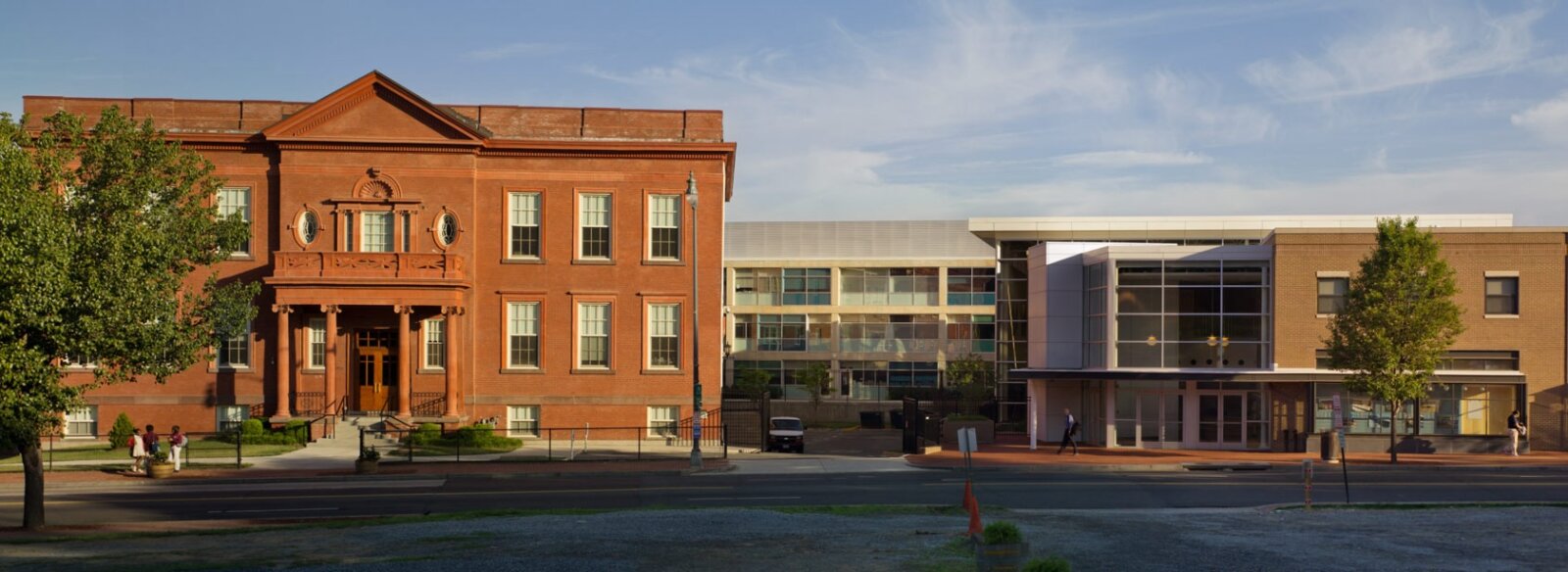 Exterior image of Alfred Kiger Savoy Elementary School