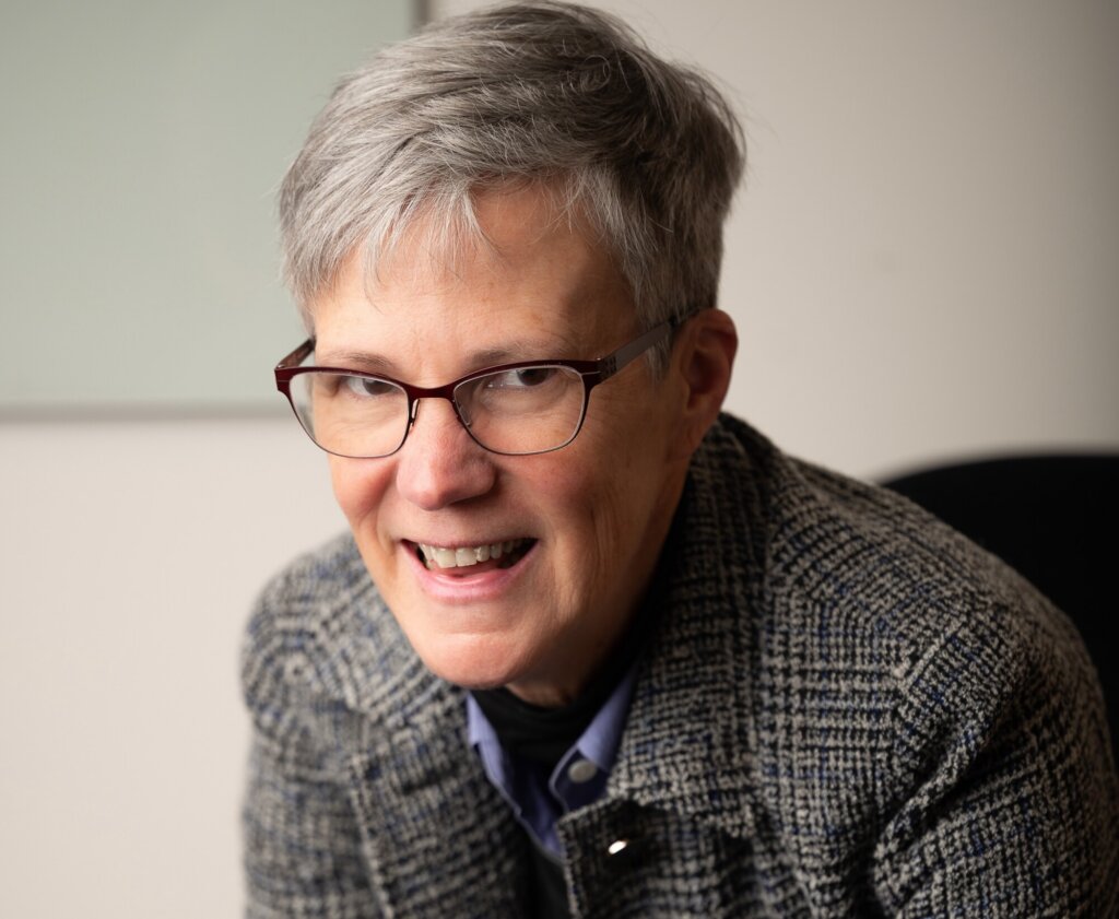 Mary Morris Headshot